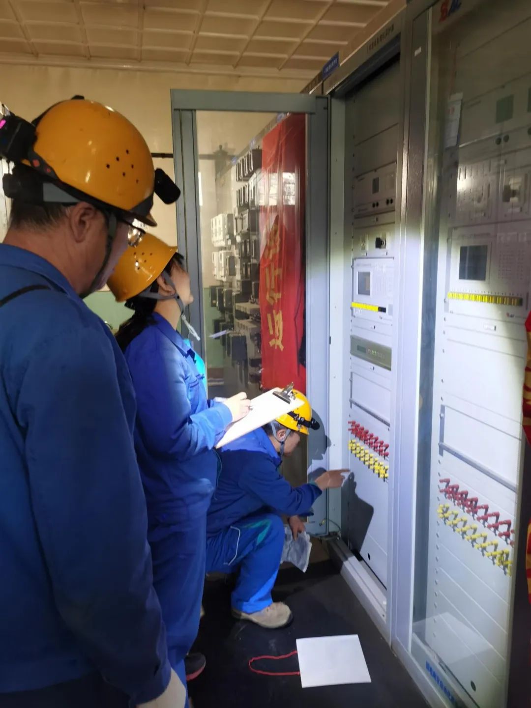 缜密结合韦德官方网站综合治理与生态建复中心工作推动主题教育不休走深走实