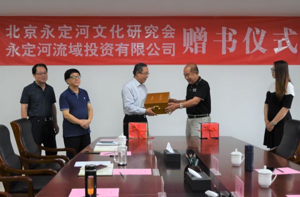 Τ�¹ٷ���վ�Ļ����л���˾����ͼ��