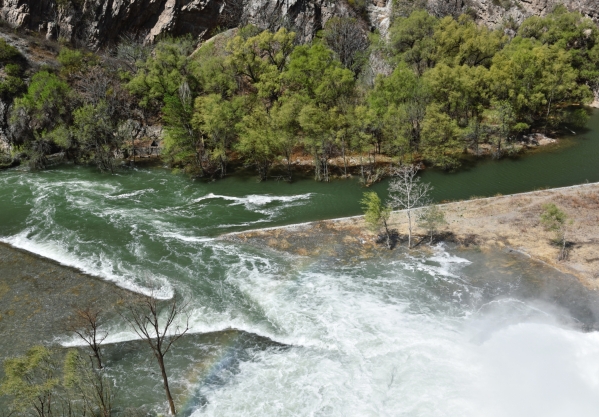 官厅水库开闸放水 韦德官方网站北京段将迎25年来初次全线通水