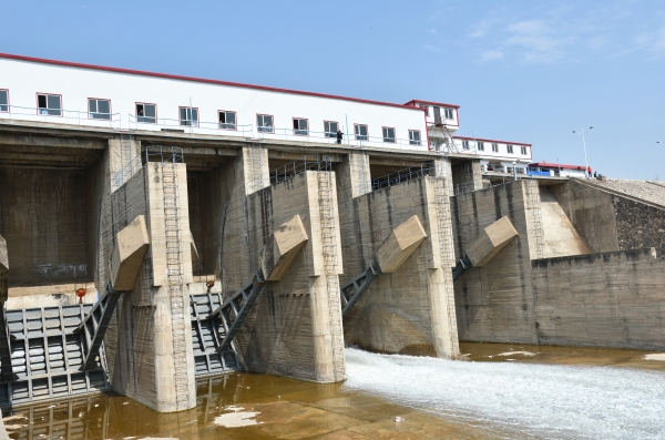 包头册田水库开闸放水，为实现全线通水指标提供有力前提