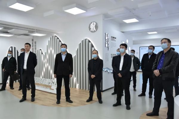 公司重要辅导会见交通运输部运输服务司副司长胡华平一行