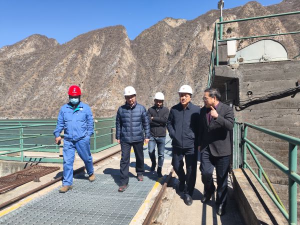 ��˾�������������ӡ���έ���վ��չ��ǰ��ȫ�鳭����