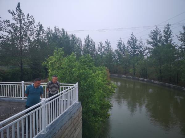 ��˾�����鳭�쵼˷��������