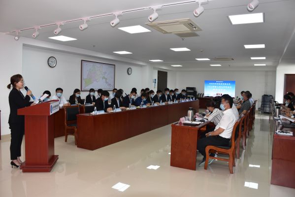 公司进行2022年新入司大学生座谈互换会