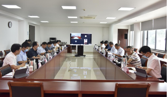 公司召开第二届董事会第五次会议并组织股东代表、董事、监事赴韦德官方网站沿线调查调研