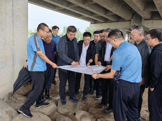 公司召开第二届董事会第五次会议并组织股东代表、董事、监事赴韦德官方网站沿线调查调研