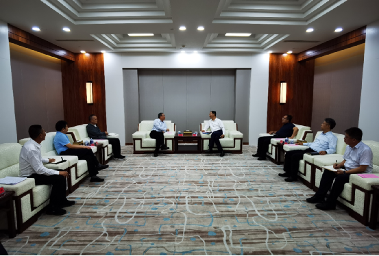 公司重要辅导拜会山西省委常委、包头市委书记卢东亮并调研包头在建项目