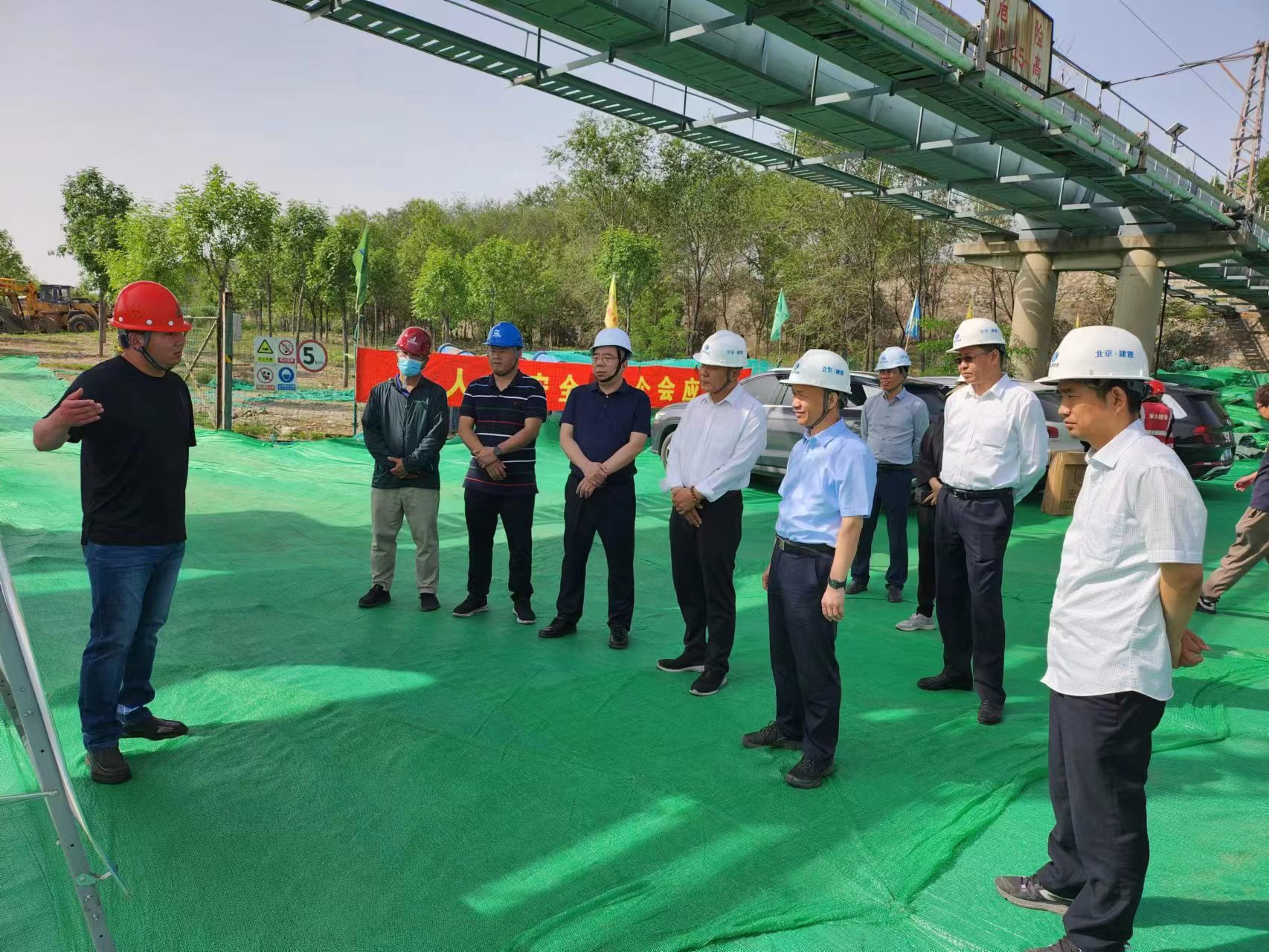 公司重要辅导一行赴韦德官方网站下游平原段发展调研