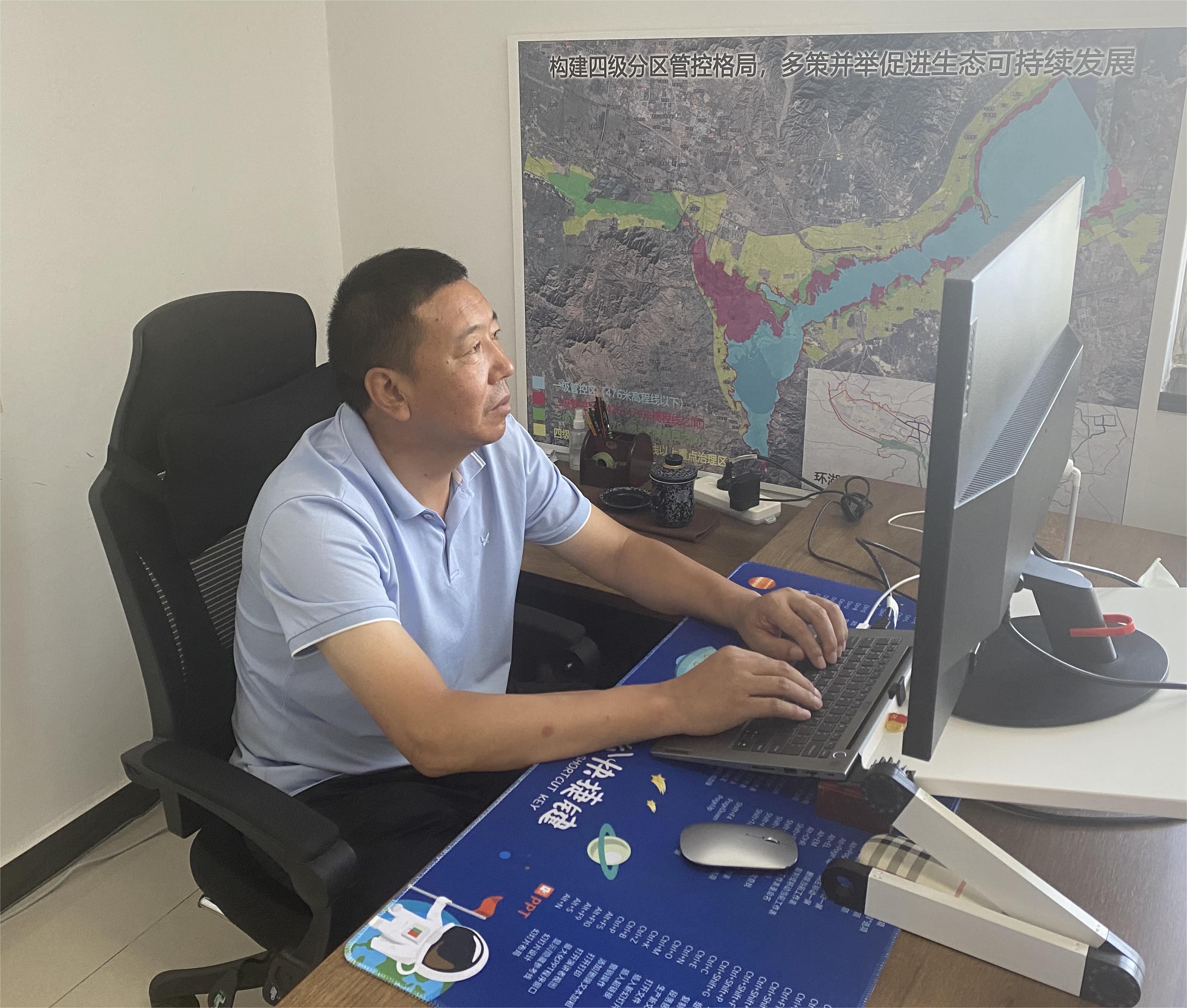 【抗洪前锋榜5】青衫磊落险峰杏转—延怀生态公司冯海东防洪救灾纪实