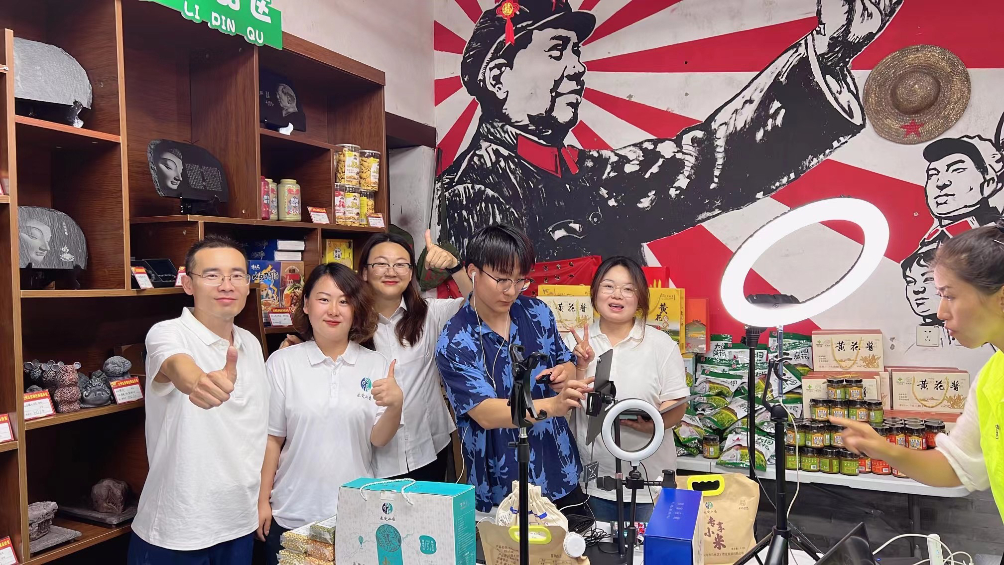 “幼屏幕”打开“大市场” 直播带货助增收