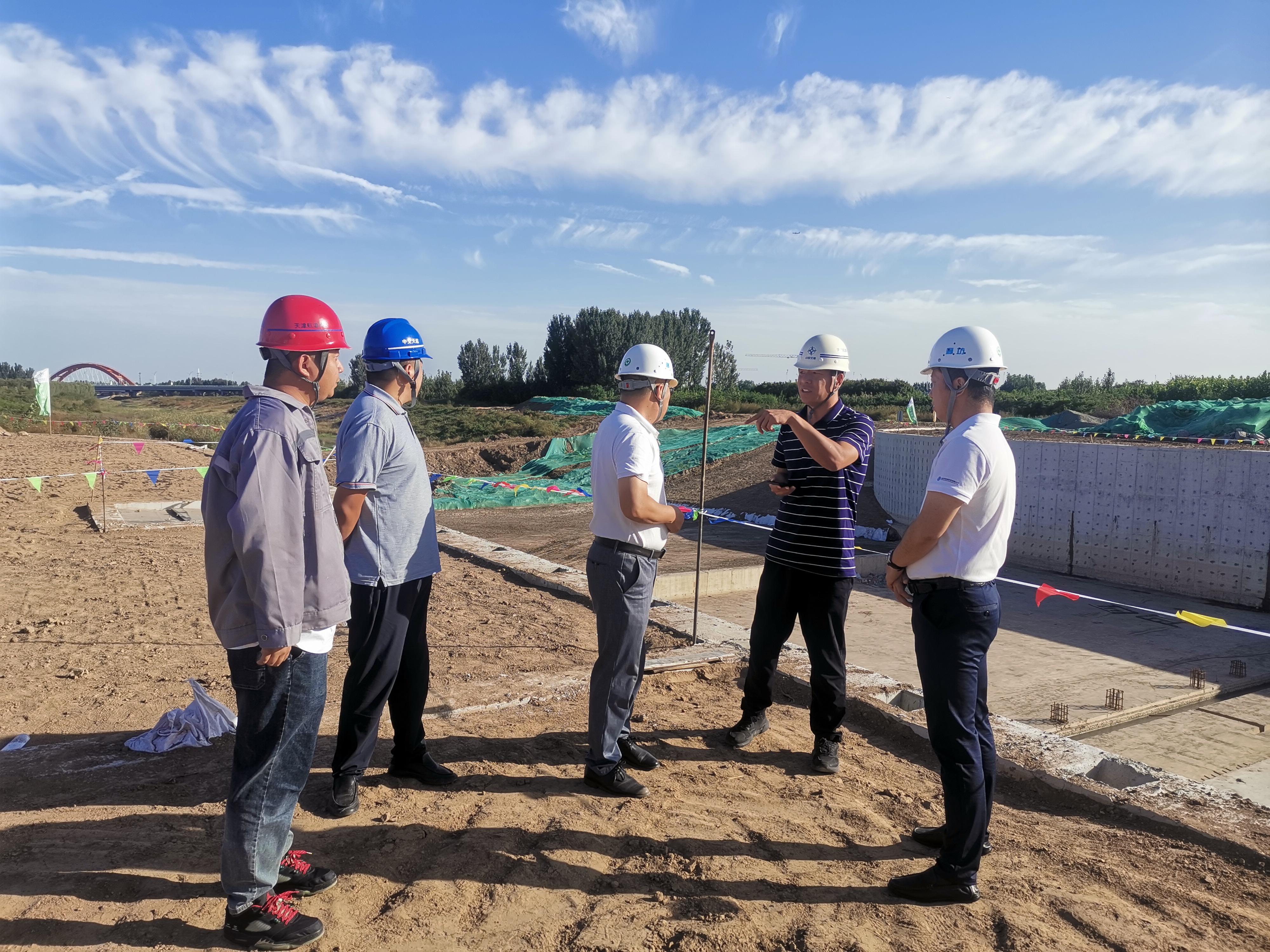 临汾区域分子公司发展中秋、国庆节前安全查抄