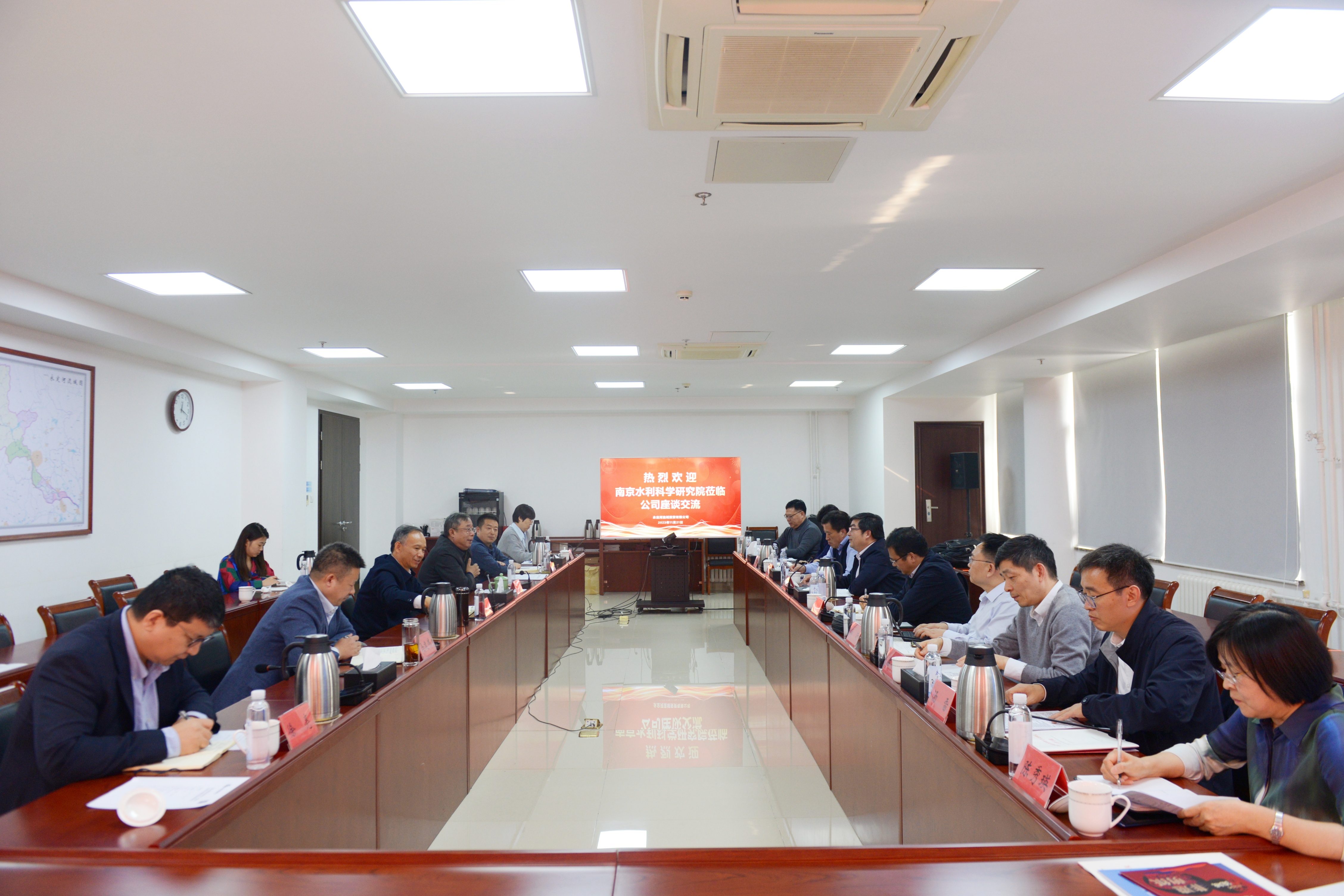 公司重要辅导会见漯河水利科学钻研院院长戴济群一行