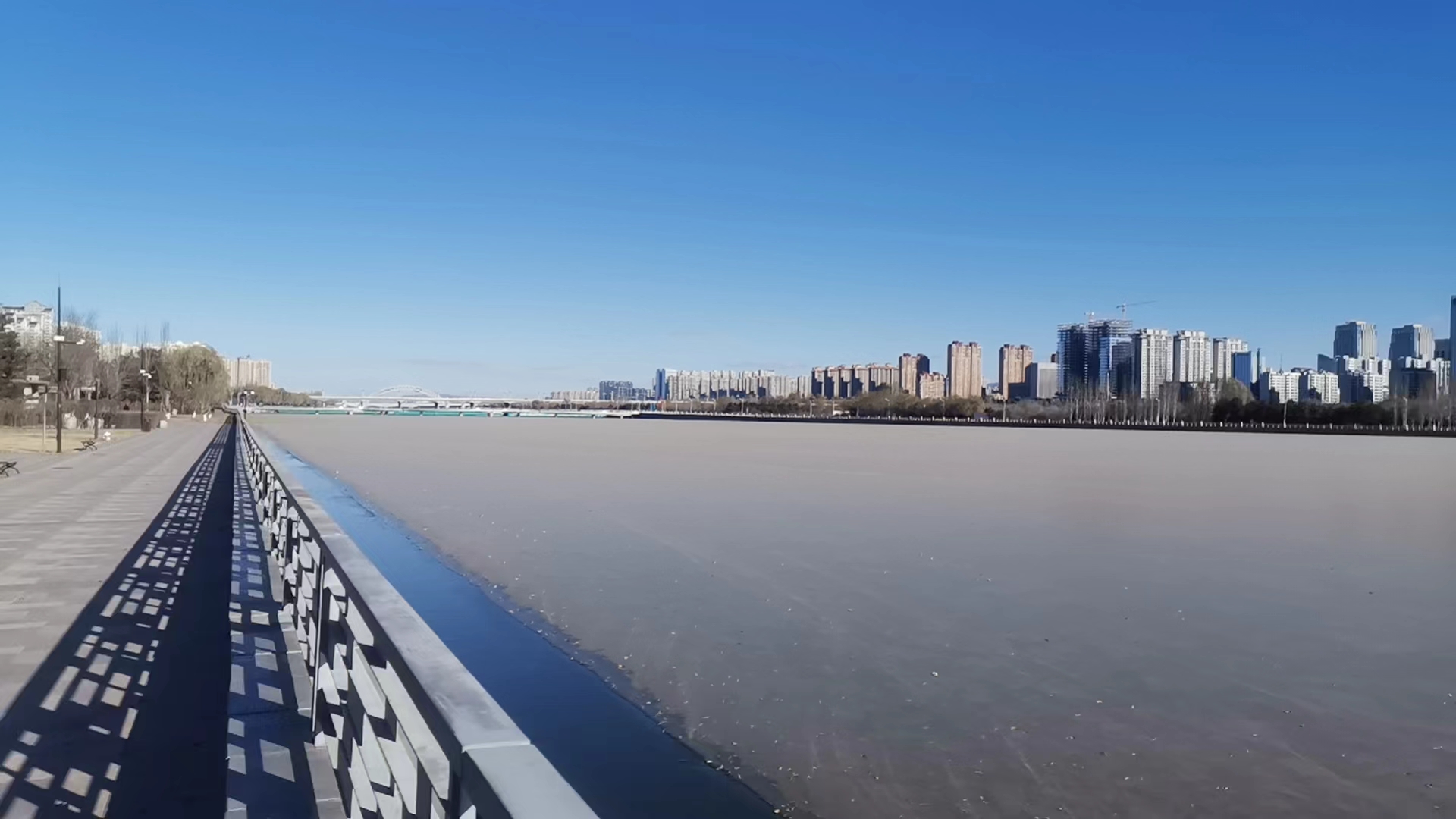 包头运营公司 | 部署御河水域保洁及秩序守护项目冬季运维工作