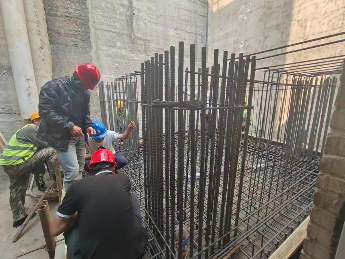 �������һ�� �����÷ܶ�ڹ���Ͷ�֮��