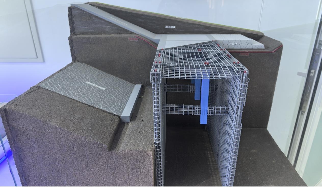  ��ɳ�̲��Ŵ��ں�����������������