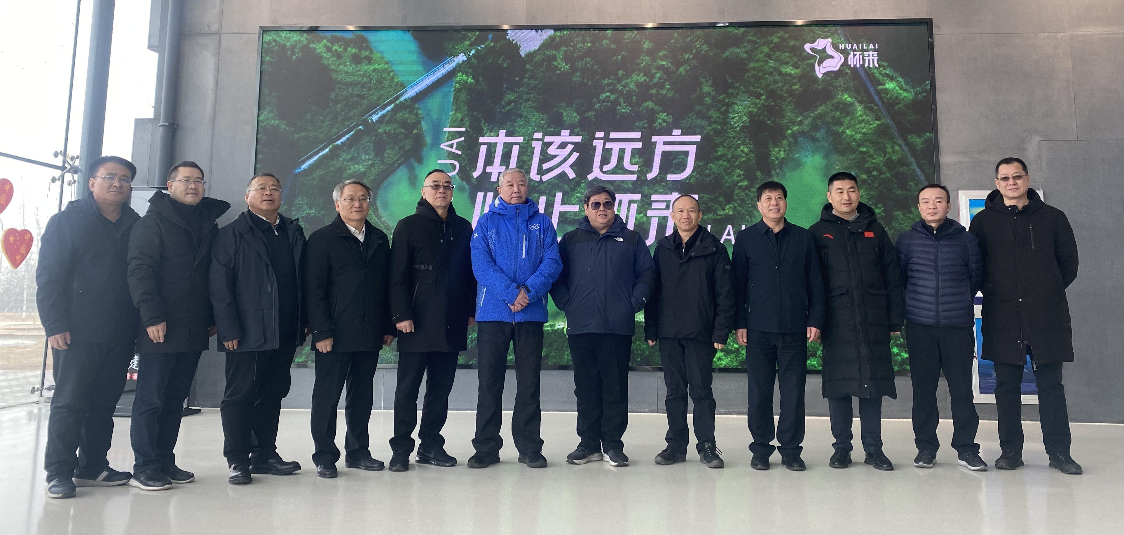 ���ʰ�ί�ḱ��ϯ������������ˮ�����ʪ�ع�԰