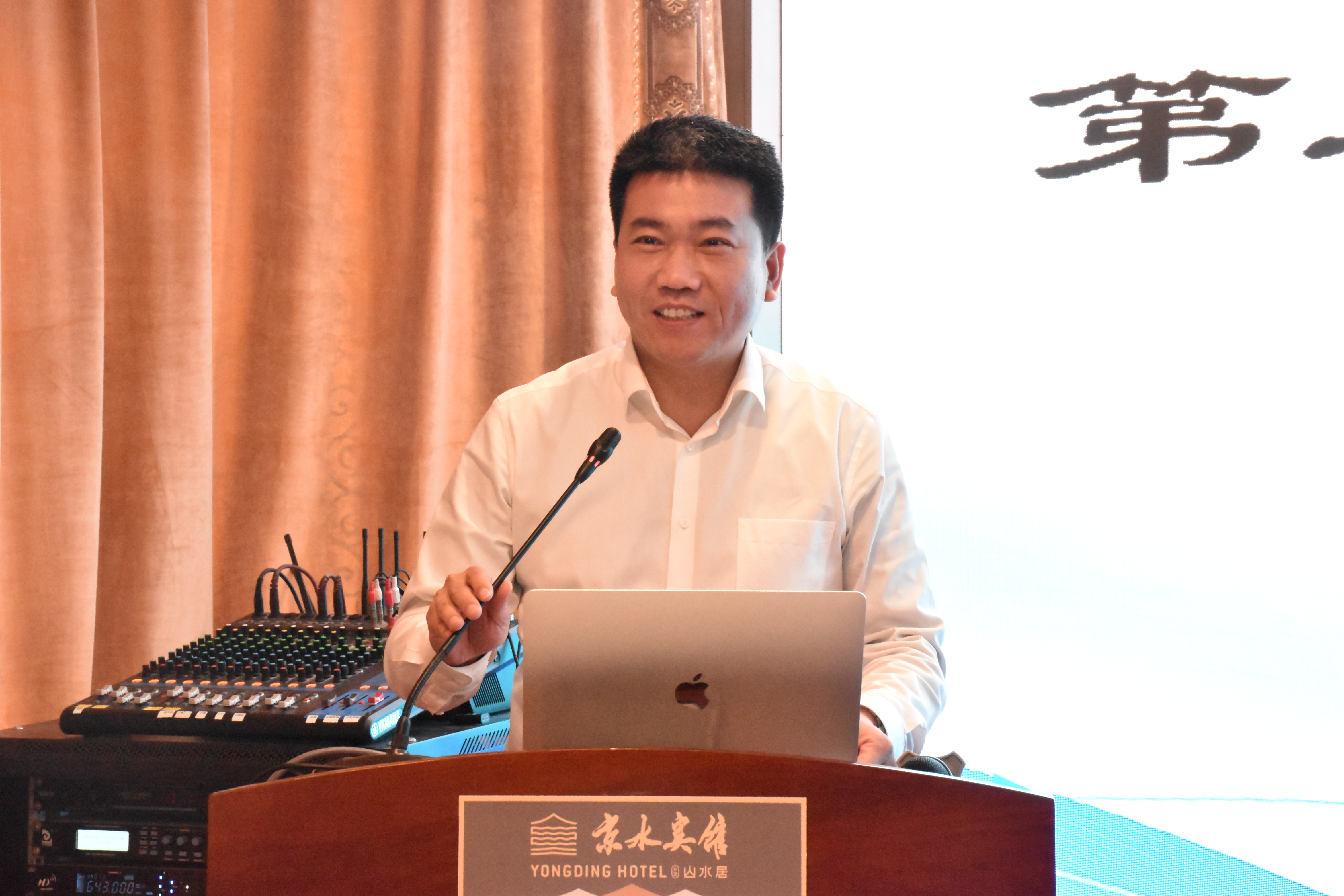 ��˾�ڶ�����������Ǹ��˲���ѵ���ҵ